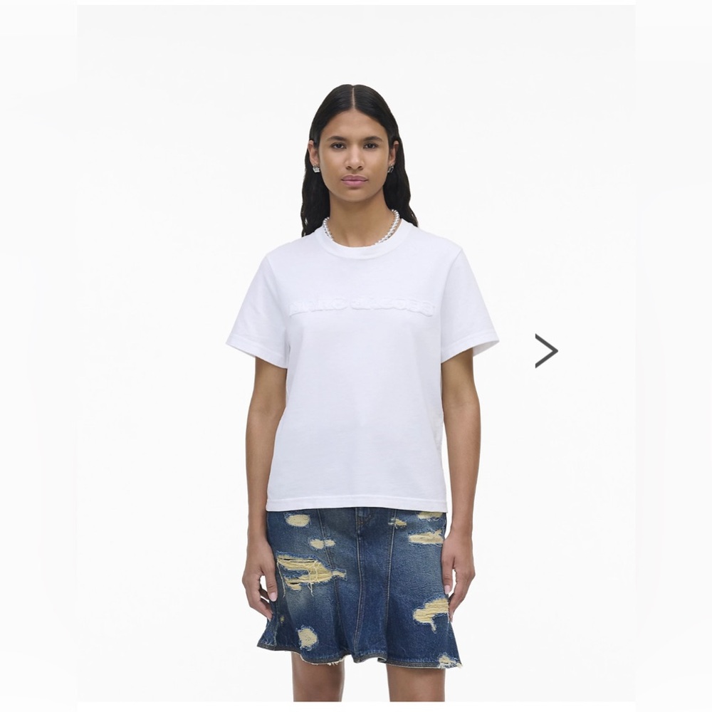THE LOGO
BABY TEE